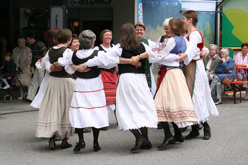 G20050611-IMG0634-Bronntor-Saitenspringer - Tanzgruppe Saitenspringer, Ulm