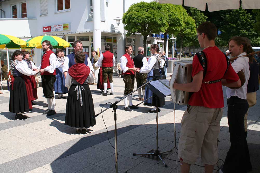 G20050612-IMG1652-Neidlingen - Volkstanzgruppe Neidlingen