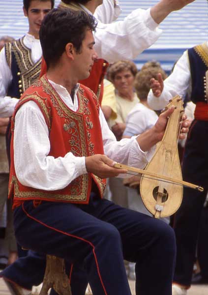 G52430 - Albvereinsfest 2004 - 6.6.2004 13.40-14 - Dalmatien